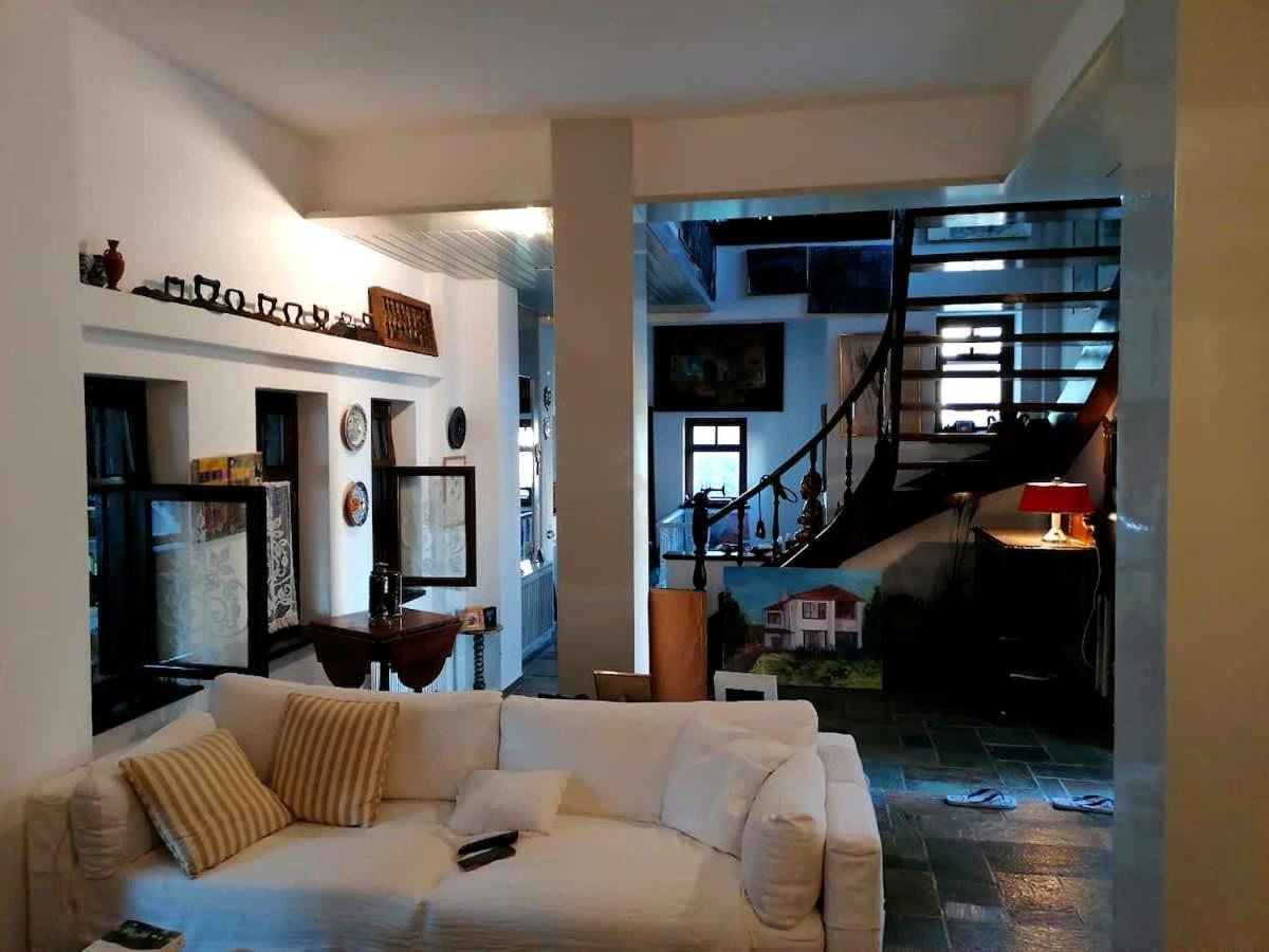Appartement Cozy Nest In The Heart Of Lesvos à Mytilíni Extérieur photo
